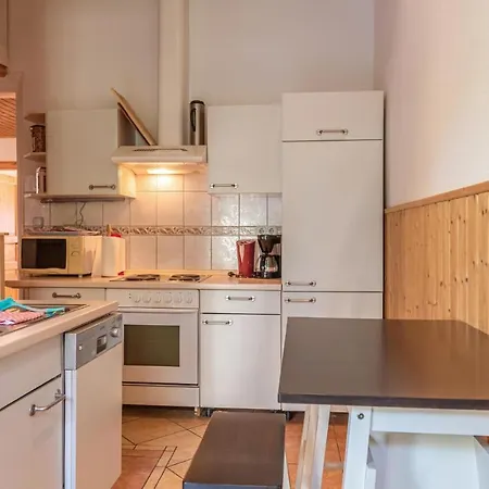 2 Bedroom Stunning In Trennewurth