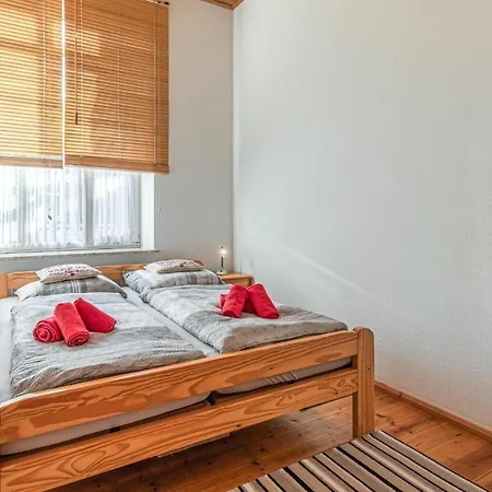 Apartment Lovely In