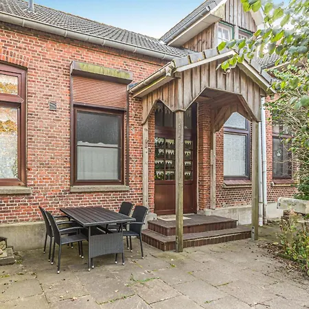2 Bedroom Stunning In * Trennewurth
